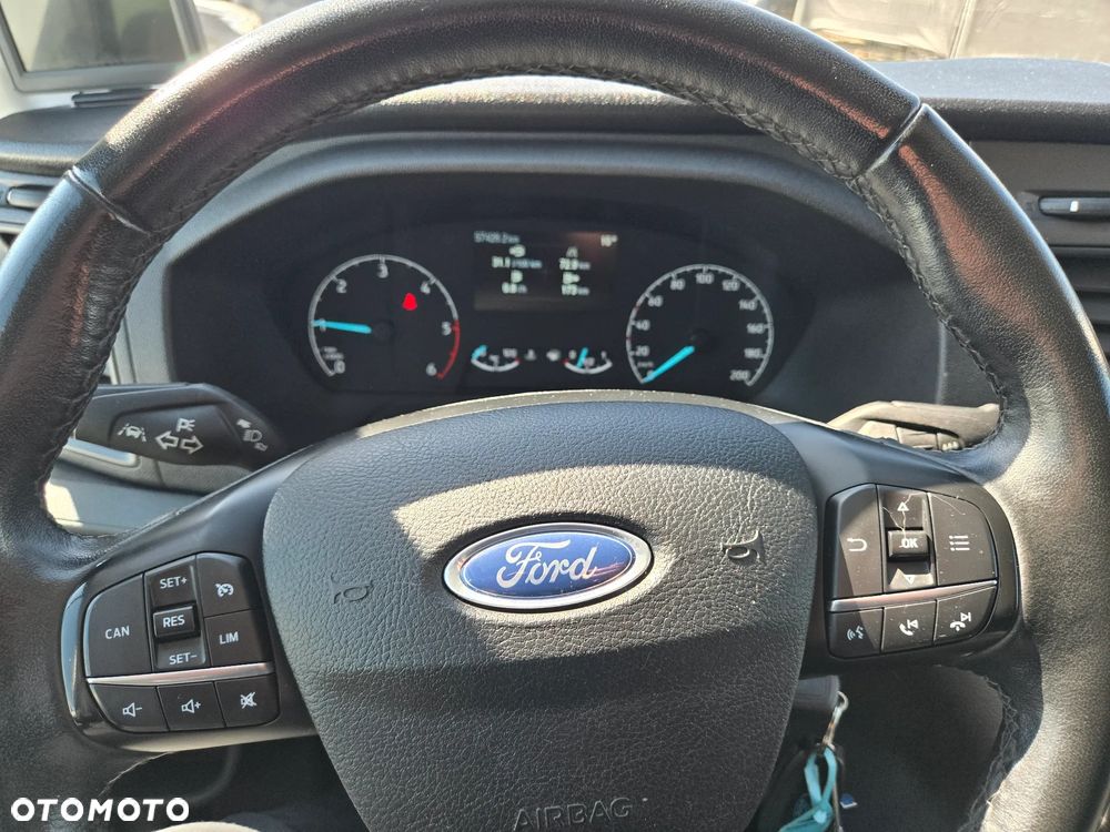 Ford Transit - 19