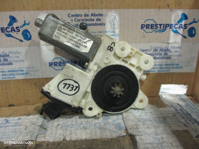Motor Elevador Vidro 0130822031 TOYOTA COROLLA 2002 TD TOYOTA AVENSIS 2008 2.0D4D 126CV 5P CINZA TD TOYOTA AVENSIS 2004 2.0 D4D 115CV 5P PRETO T DRT - 3