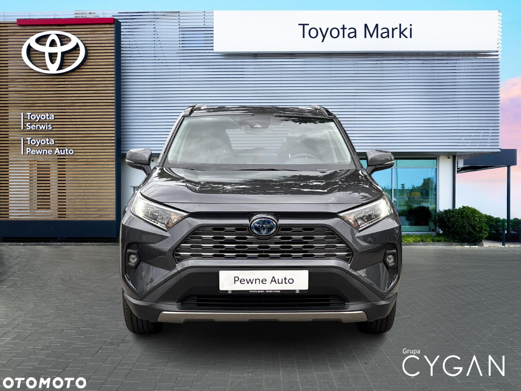 Toyota RAV4 - 8