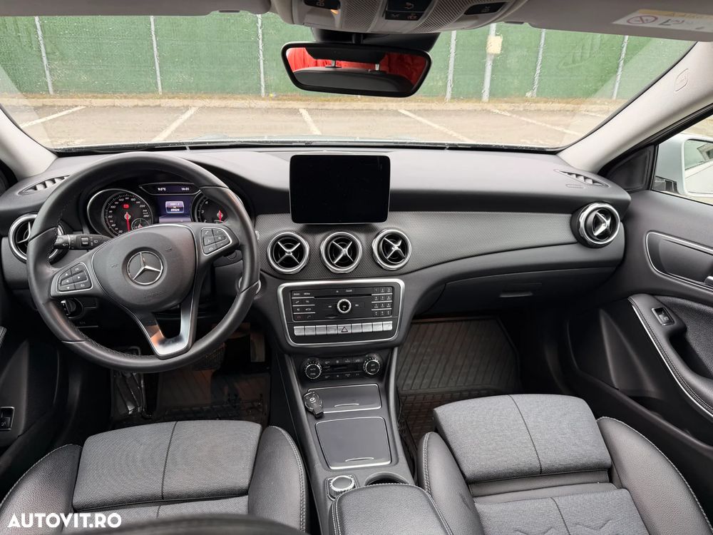 Mercedes-Benz GLA 220 4MATIC - 20