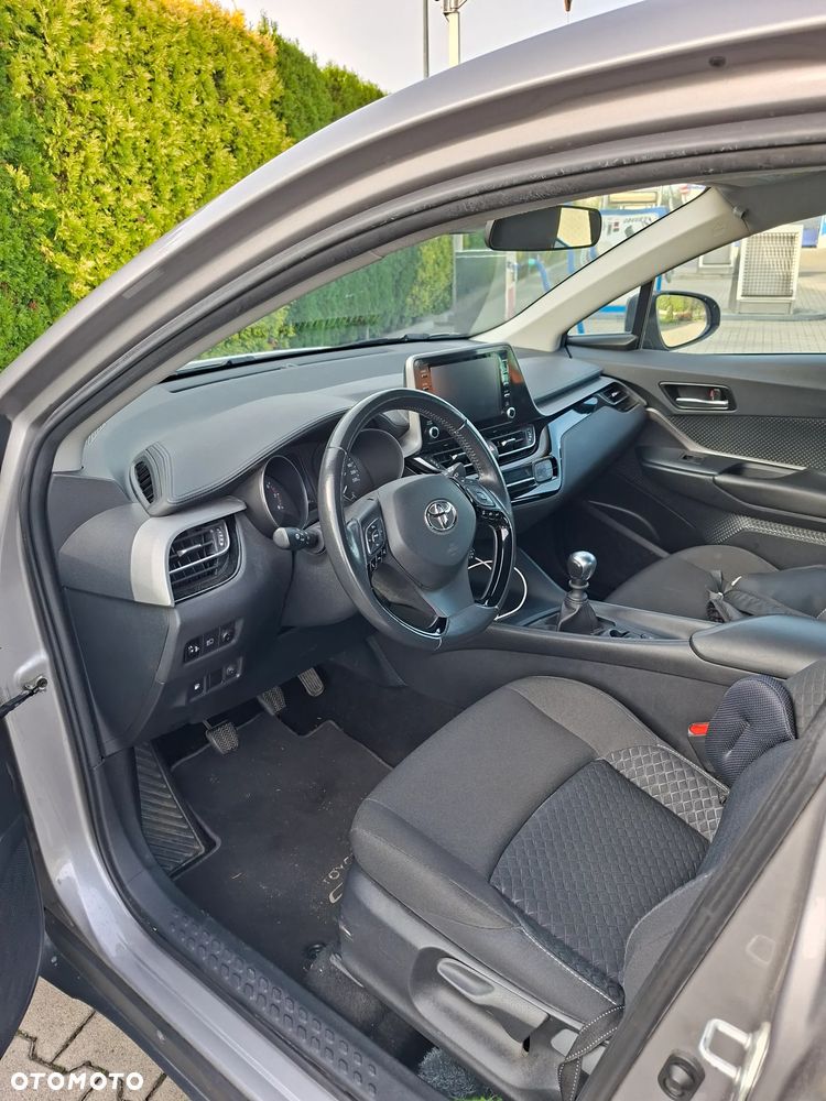 Toyota C-HR 1.2 T Comfort - 12
