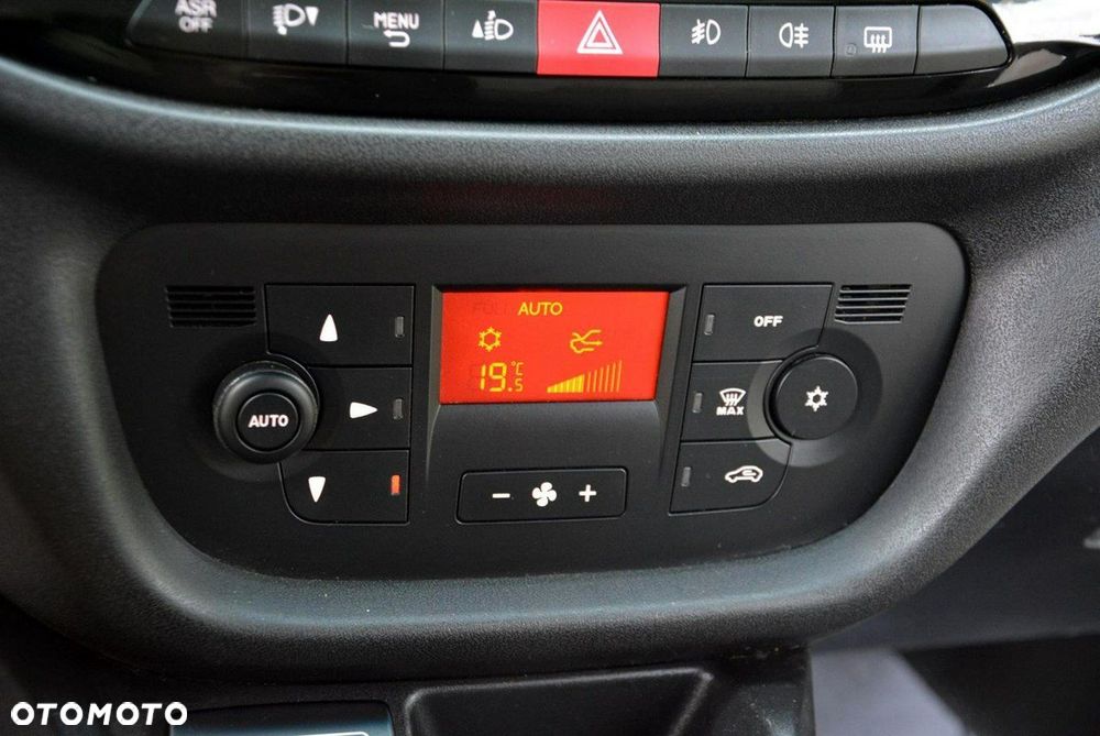 Fiat Doblo - 22