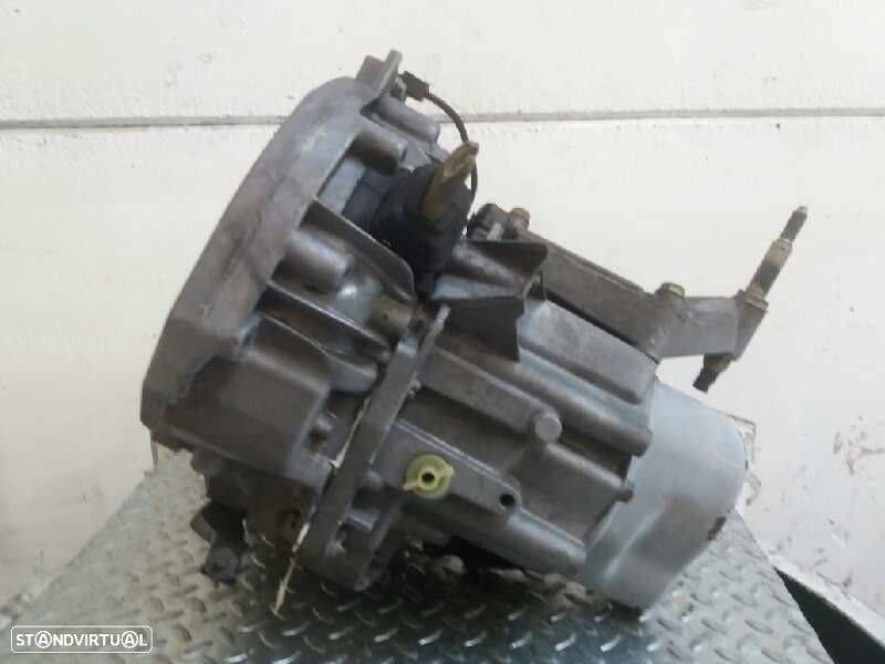CAIXA VELOCIDADES RENAULT MEGANE SCENIC 1997 - 4