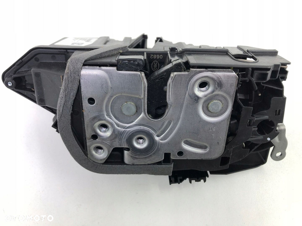 VOLVO XC40 ZAMEK DRZWI LEWY PRZÓD 5-PIN 31440997