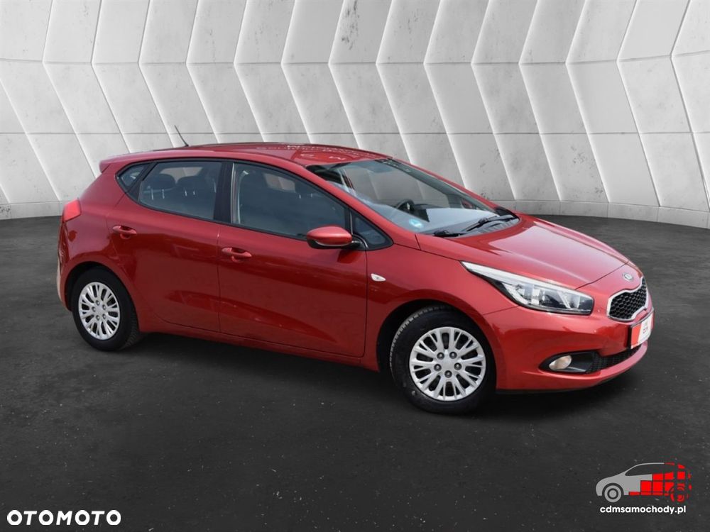 Kia Ceed - 4