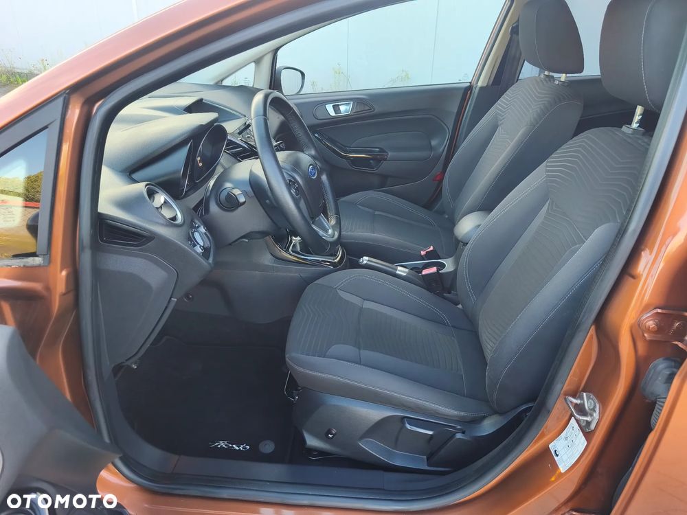 Ford Fiesta 1.0 EcoBoost Titanium - 36