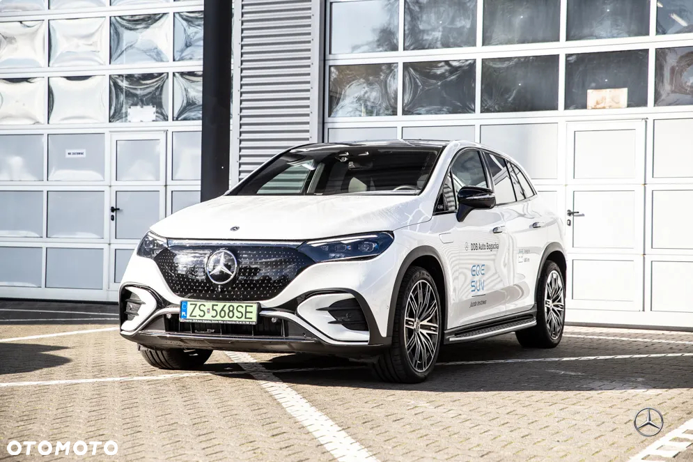 Mercedes-Benz EQE 350 4-Matic AMG Line - 2