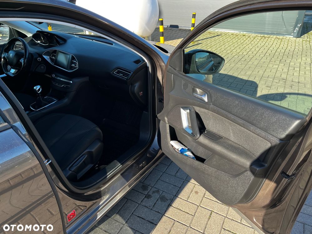 Peugeot 308 - 19