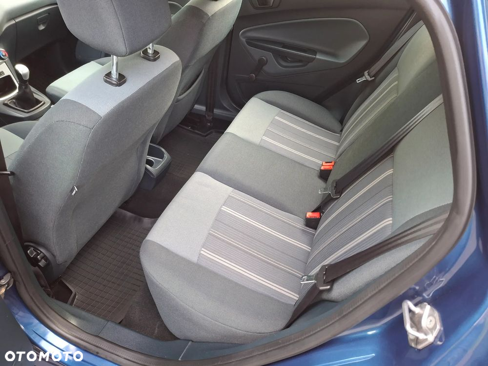 Ford Fiesta 1.25 Ambiente - 11