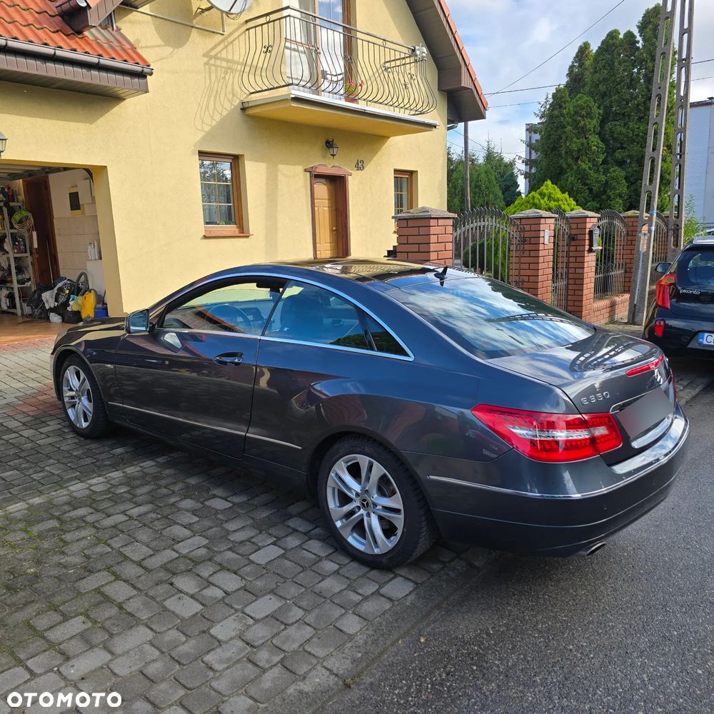 Mercedes-Benz Klasa E 350 CDI BlueEff - 4