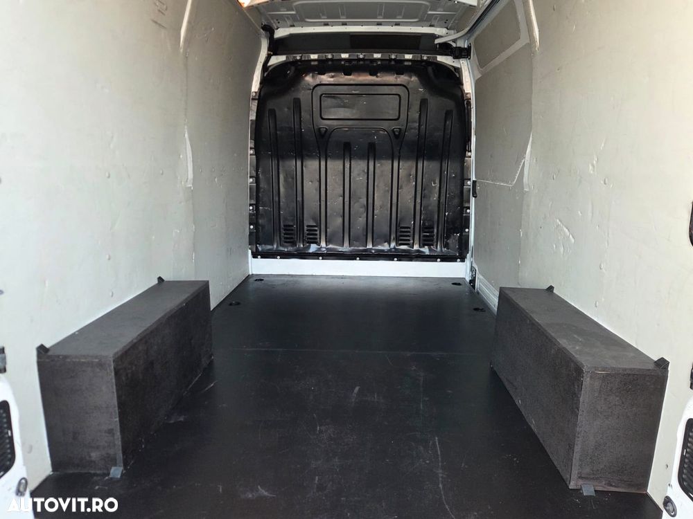 Renault New Master L2H2 - 12