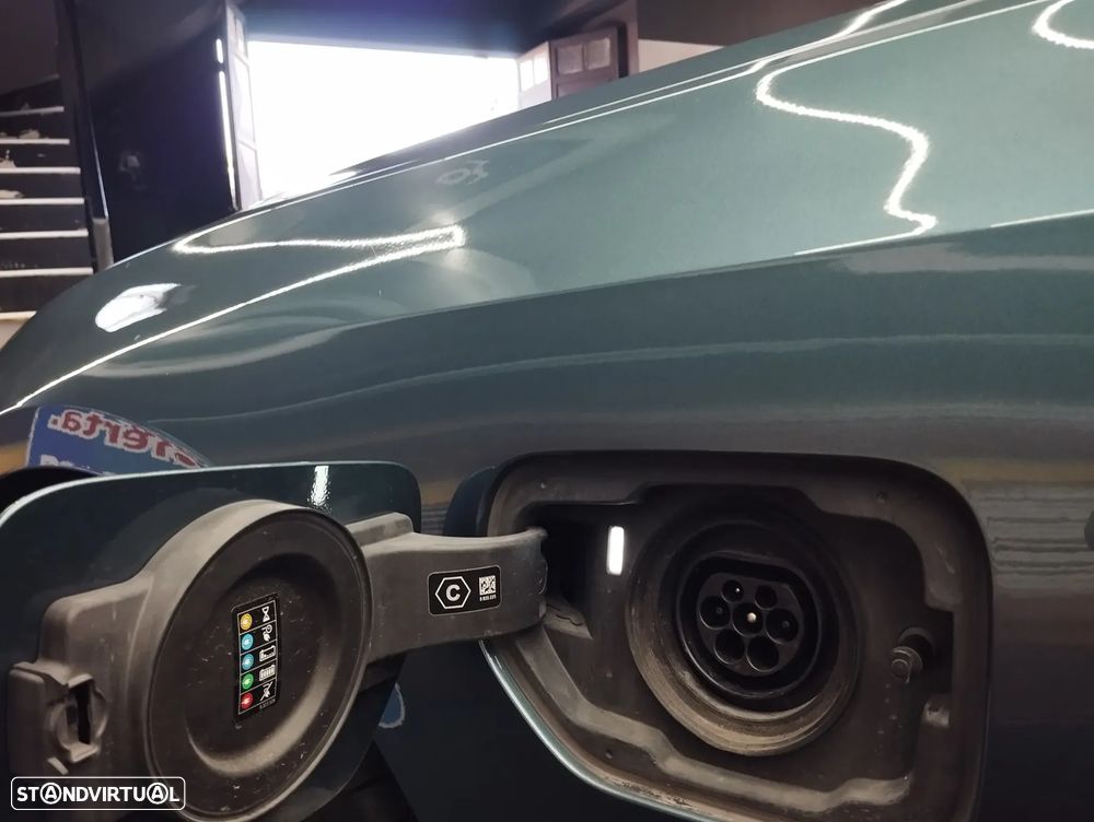 BMW 320 e Touring Corporate Edition Auto - 11