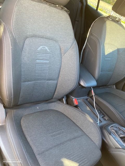 Ford Focus SW 1.0 EcoBoost Active X - 11