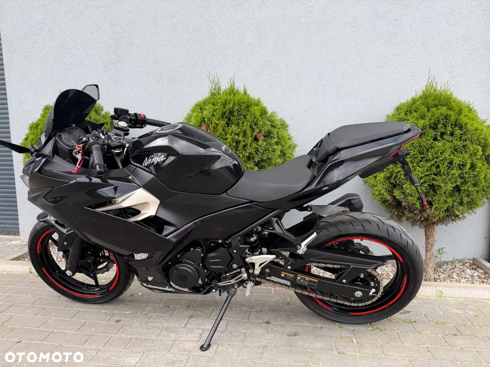 Kawasaki Ninja 400 - 7