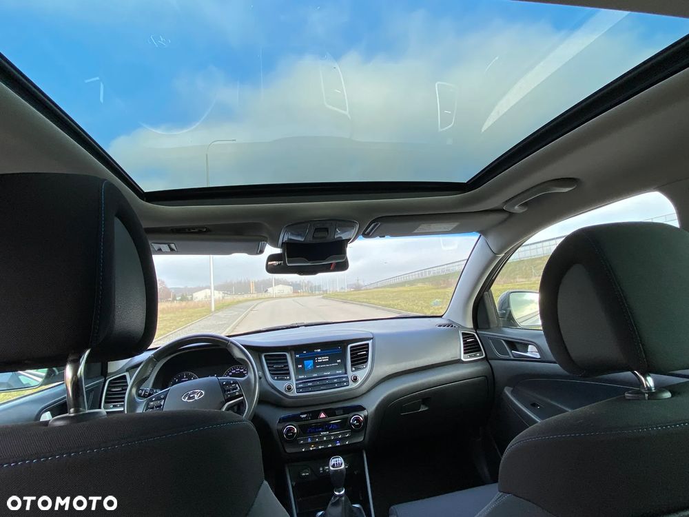 Hyundai Tucson 1.7 CRDI BlueDrive Comfort 2WD - 18