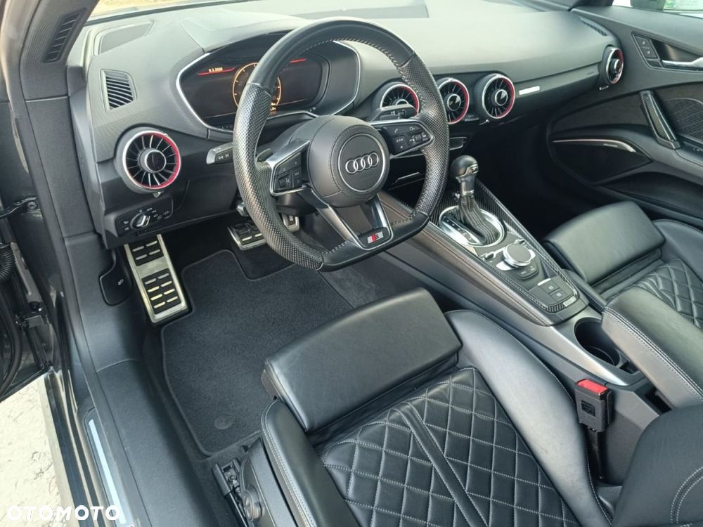 Audi TT S Coupé - 20