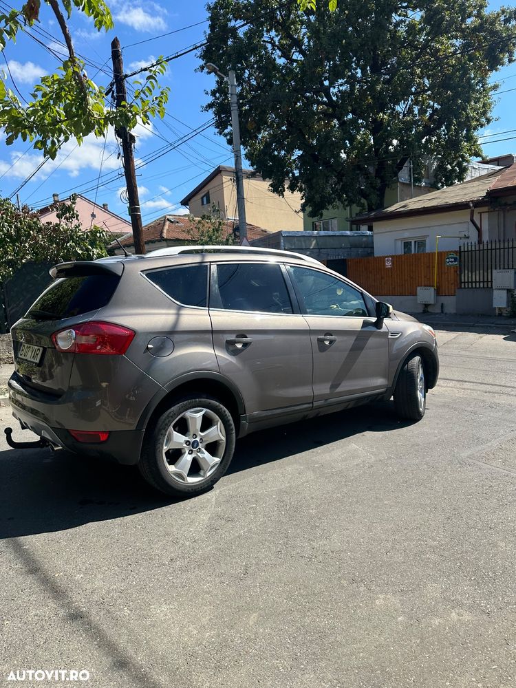 Ford Kuga 2.0 TDCi 4x4 Titanium - 6