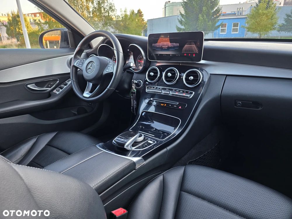 Mercedes-Benz Klasa C 200 (BlueTEC) d 7G-TRONIC - 25