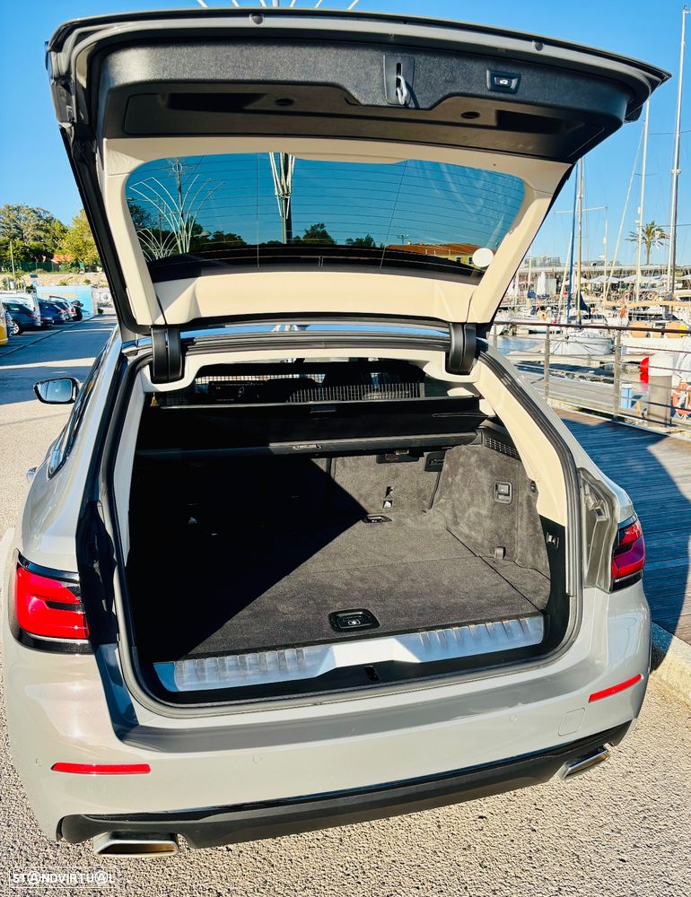 BMW 530 e Line Luxury - 12