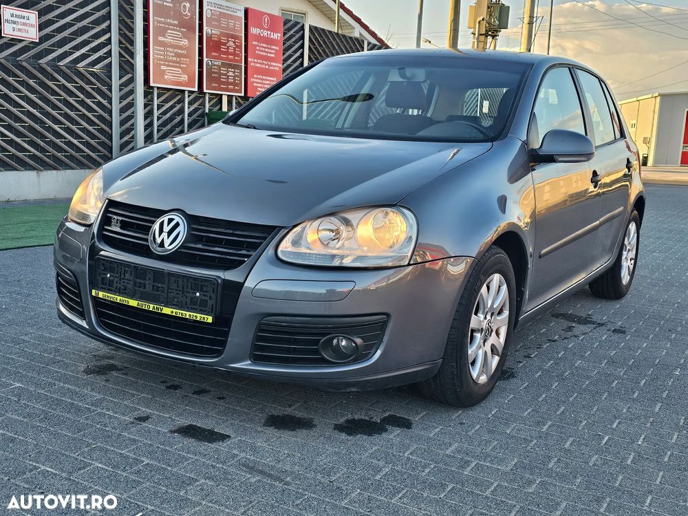 Volkswagen Golf 1.9 TDI DPF Comfortline BlueMotion - 16