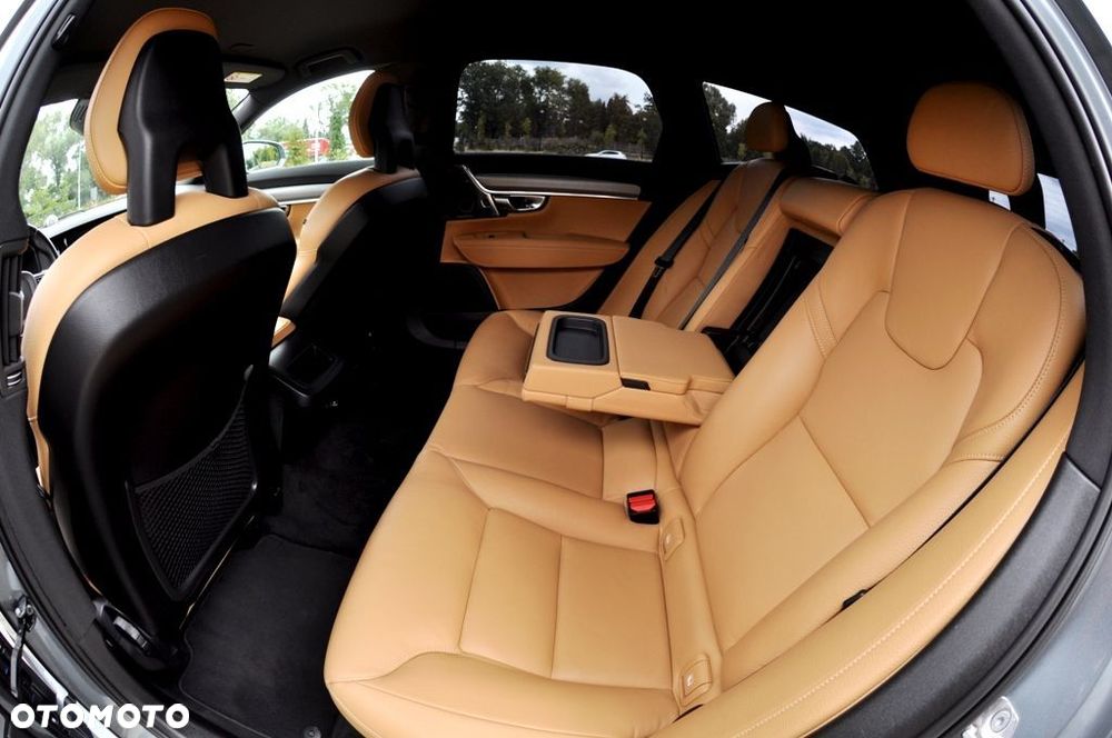 Volvo V90 D4 Geartronic Momentum - 11