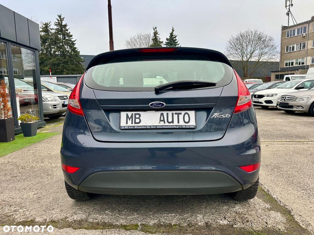 Ford Fiesta 1.25 Champions Edition - 12