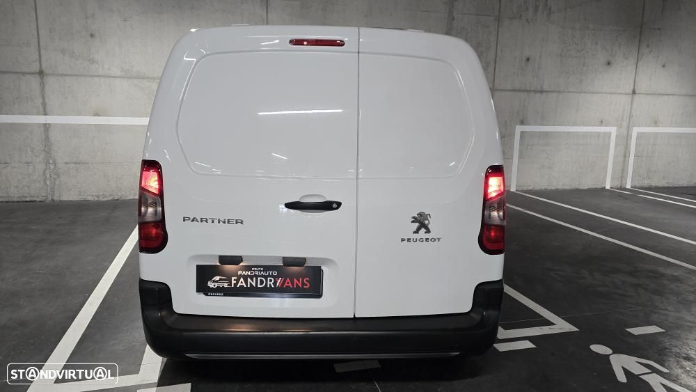 Peugeot Partner 1.5 HDI PRO STANDARD - 9