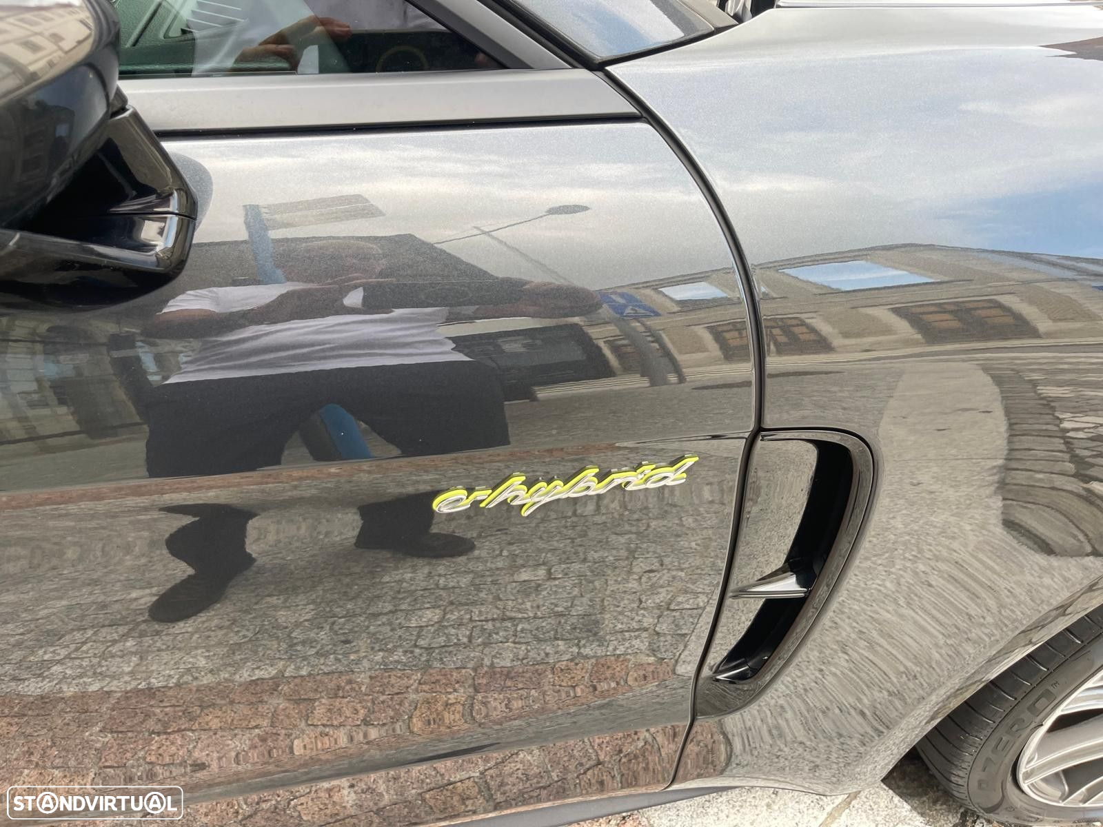 Porsche Panamera Sport Turismo 4 E-Hybrid - 22