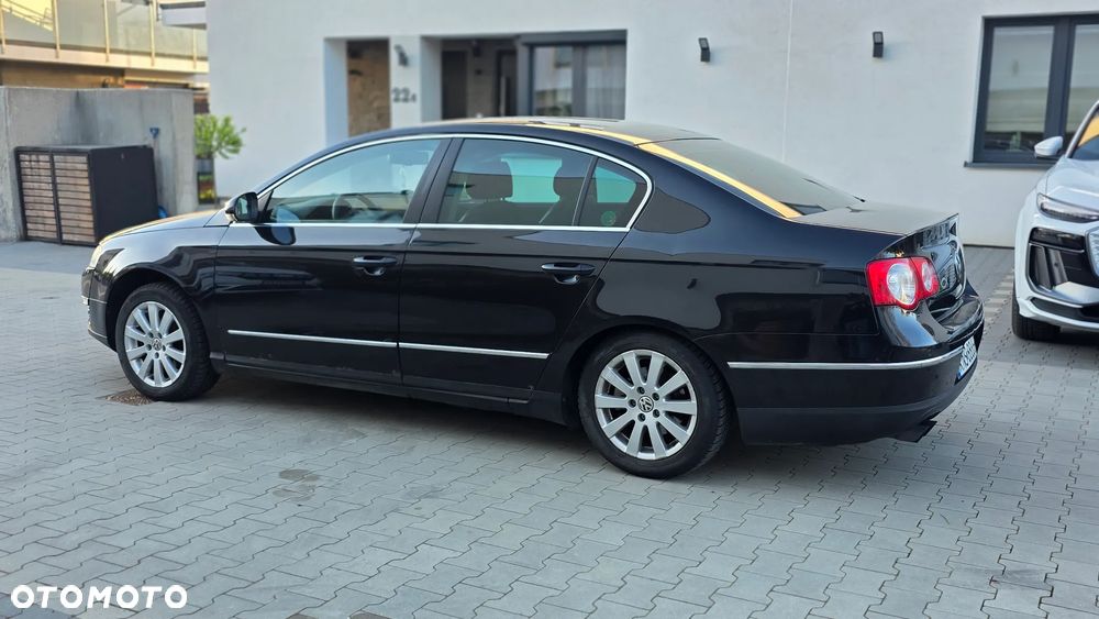 Volkswagen Passat 2.0 FSI Comfortline - 3