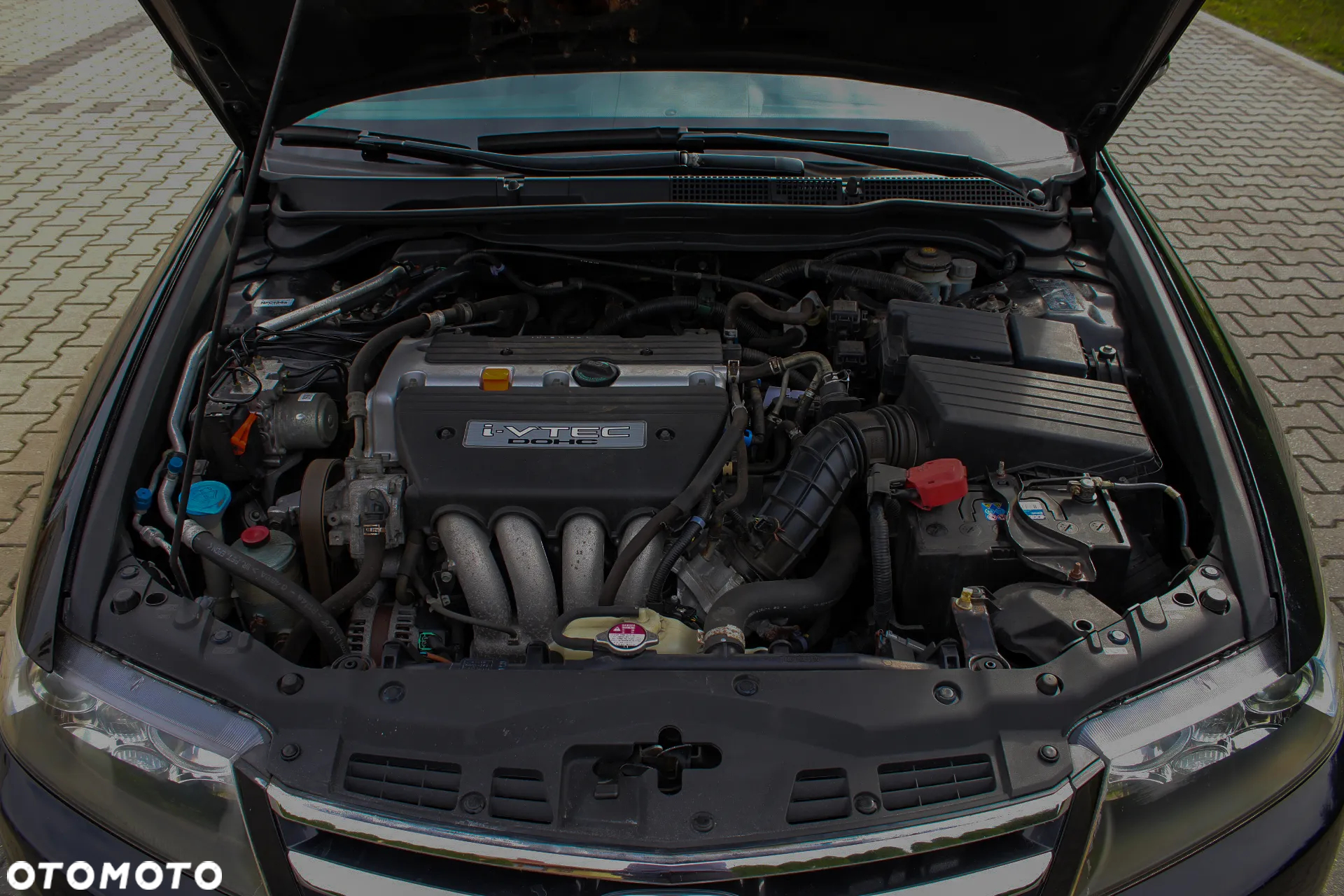 Honda Accord 2.0 Executive - 38