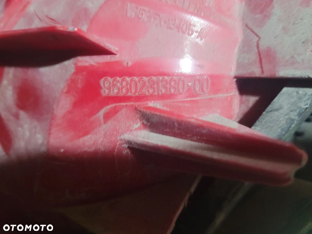 Peugeot 207 cc lampy P+ L tył - 8