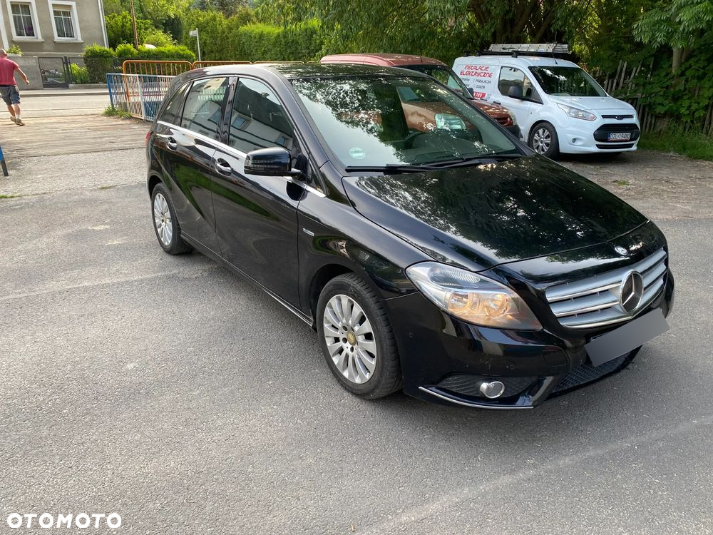 Mercedes-Benz Klasa B 180 (BlueEFFICIENCY) - 3