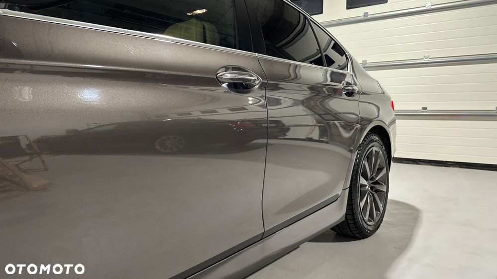 BMW Seria 5 520d - 3