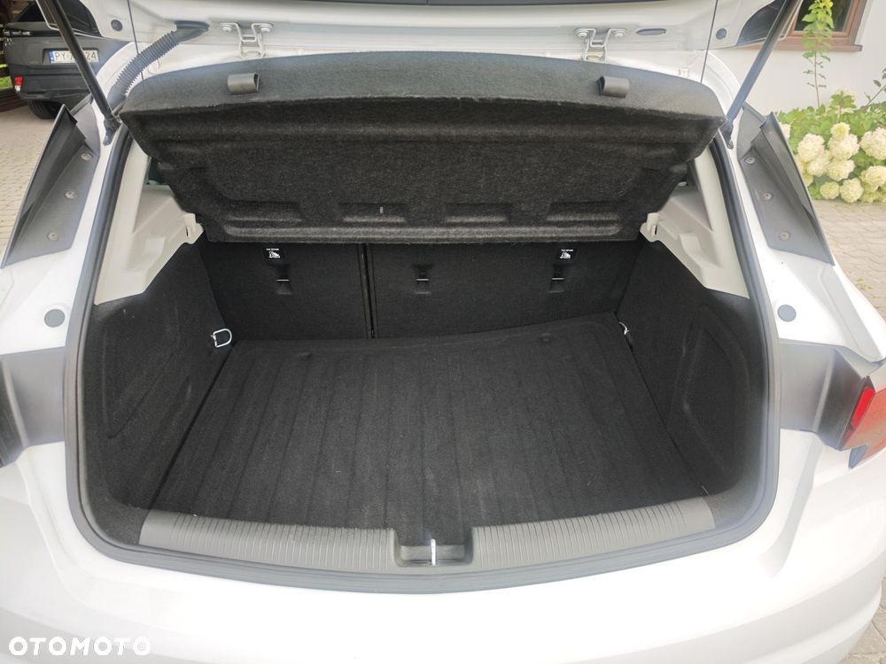 Opel Astra 1.4 T GPF Enjoy S&S - 8