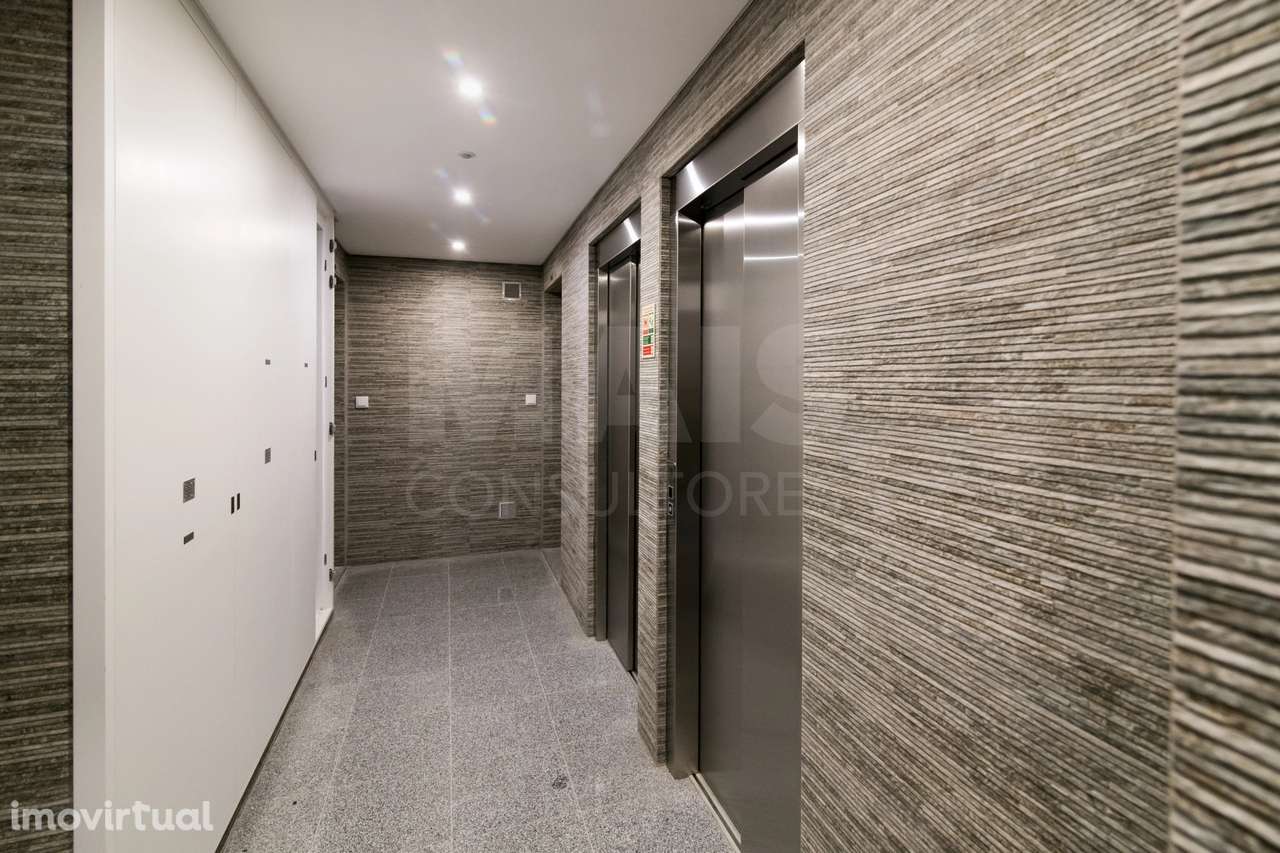 T3 com Terraço e vista mar na Praceta José Figueiredo Fonseca - Grande imagem: 4/42