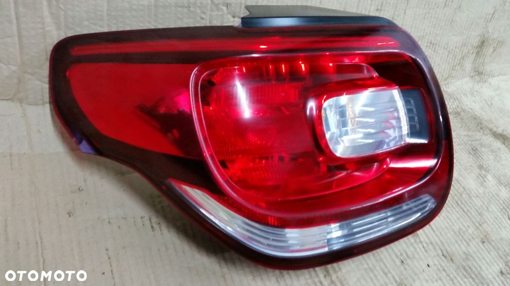 lampa lewy tyl lewa tylna citroen ds3 - 2