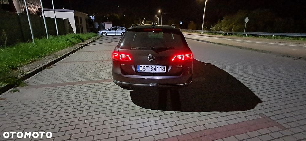 Volkswagen Passat 2.0 TDI Highline - 40