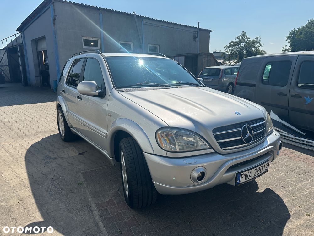 Mercedes-Benz ML 55 AMG - 3