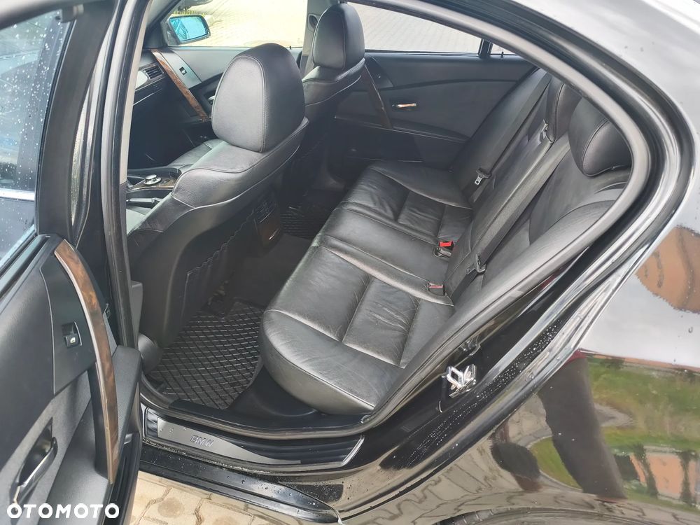 BMW Seria 5 530d - 14