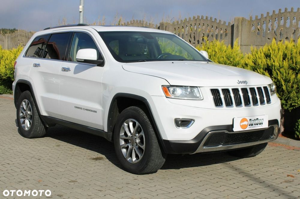 Jeep Grand Cherokee - 30