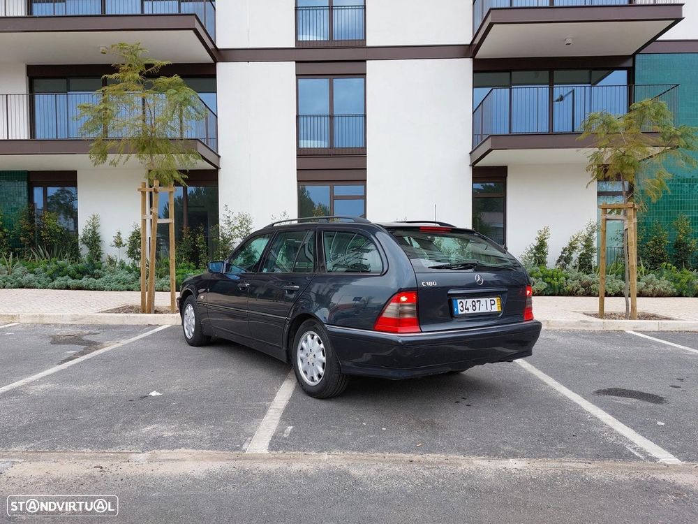 Mercedes-Benz C 180 Elegance - 2