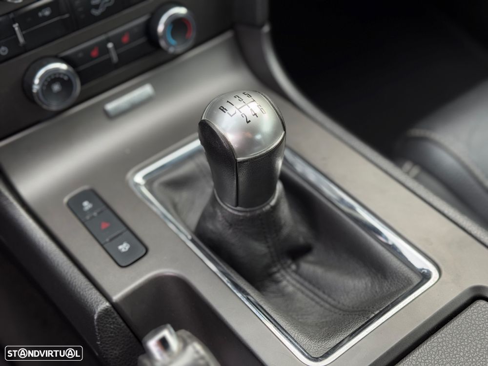 Ford Mustang 5.0 Ti-VCT GT - 17