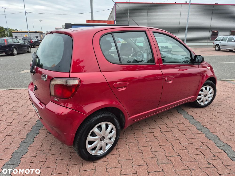 Toyota Yaris - 6