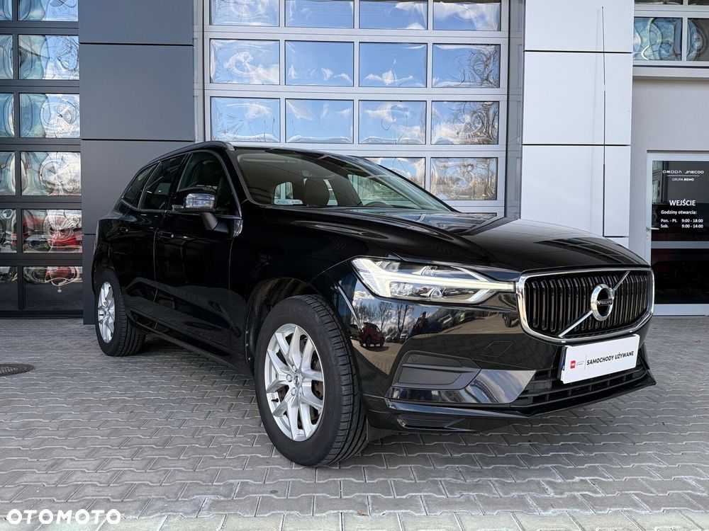 Volvo XC 60 T4 Momentum Pro - 3