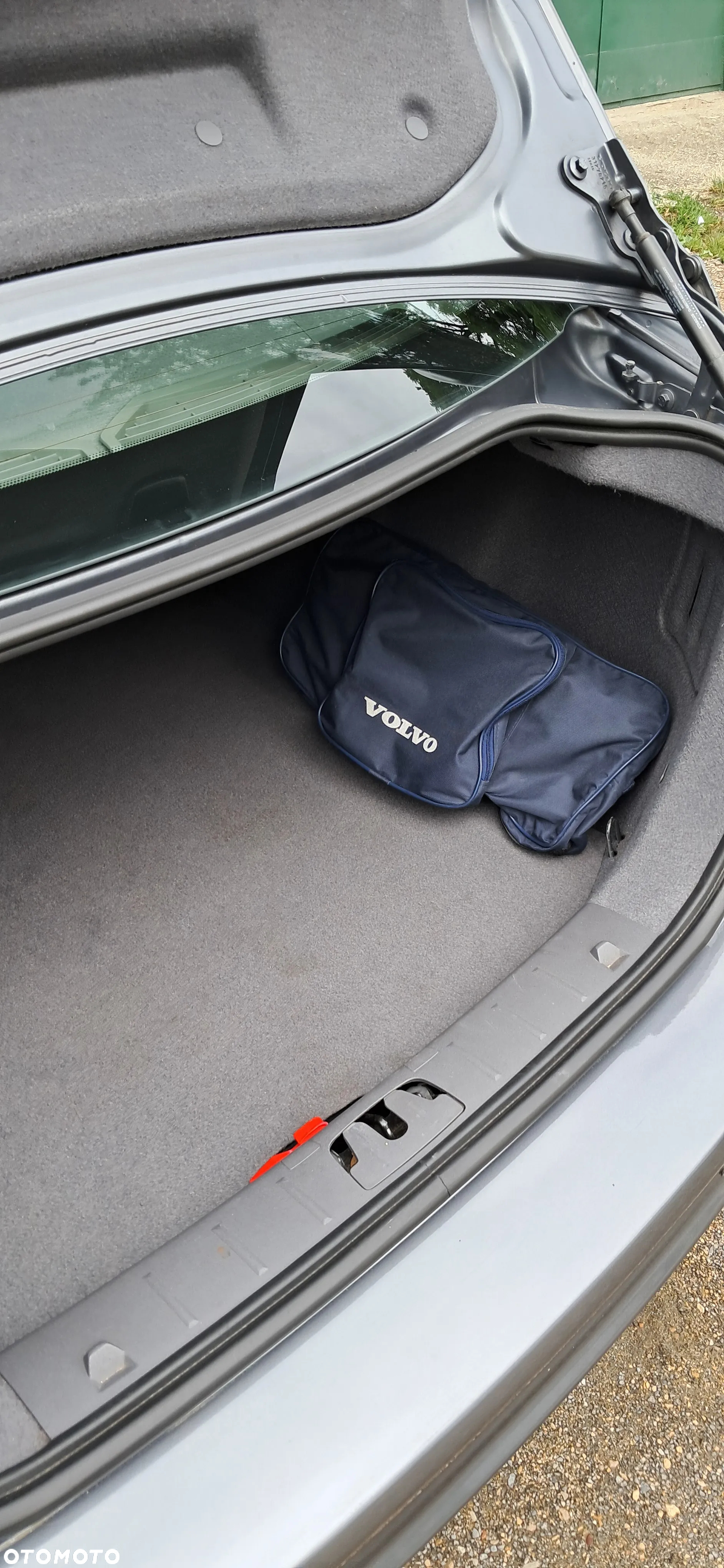 Volvo S40 1.6 - 8