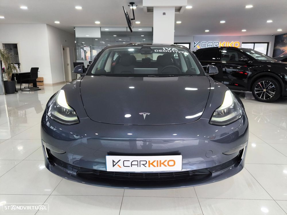 Tesla Model 3 Long Range Tração Traseira - 3