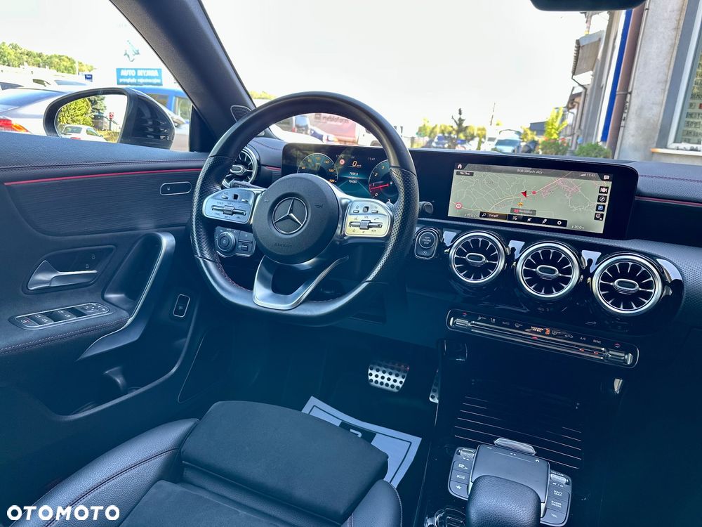 Mercedes-Benz CLA 250 4Matic Shooting Brake 7G-DCT AMG Line - 32