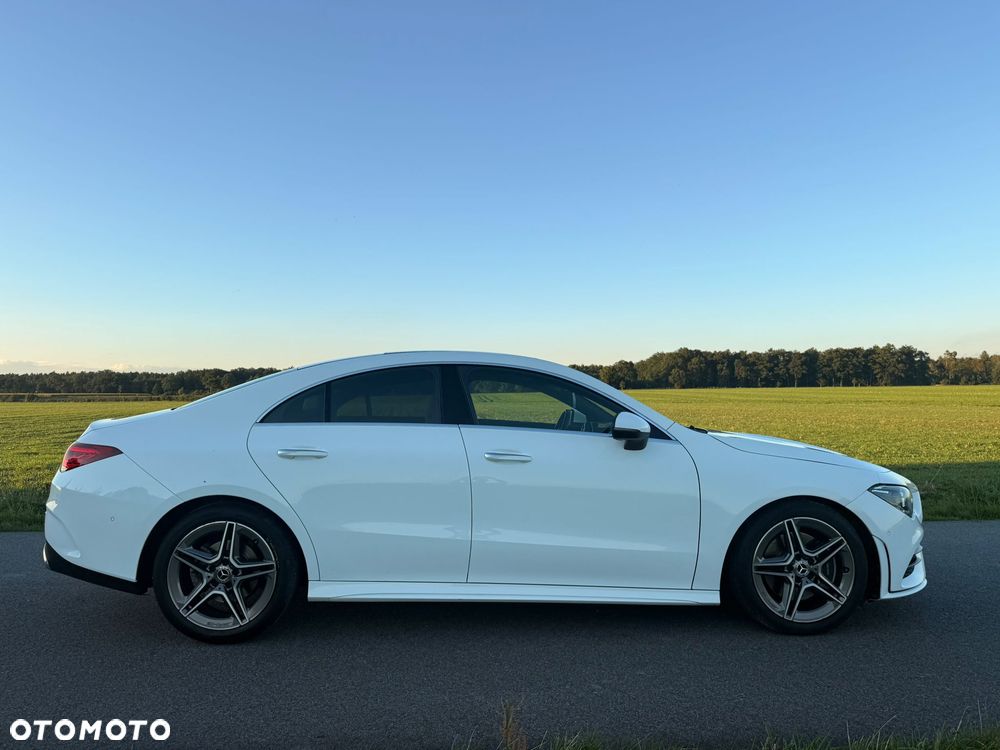 Mercedes-Benz CLA 200 7G-DCT AMG Line - 5