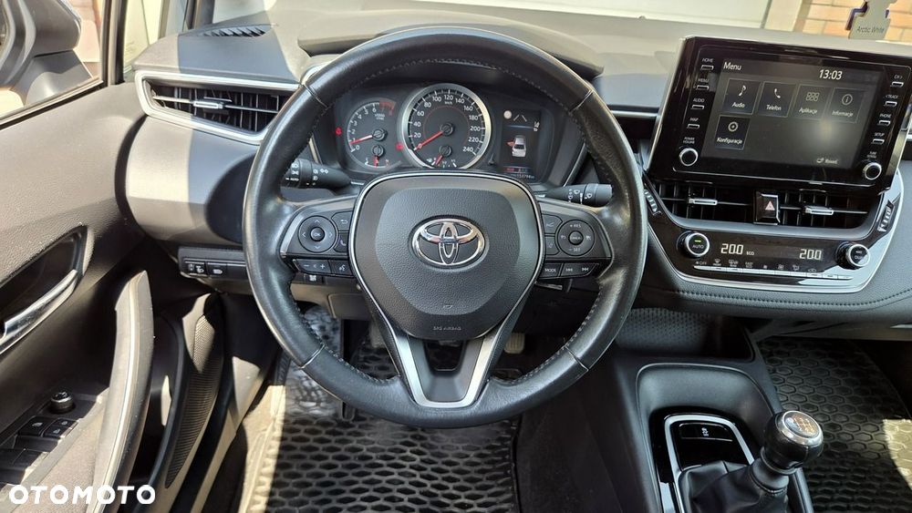 Toyota Corolla 1.6 Comfort - 21