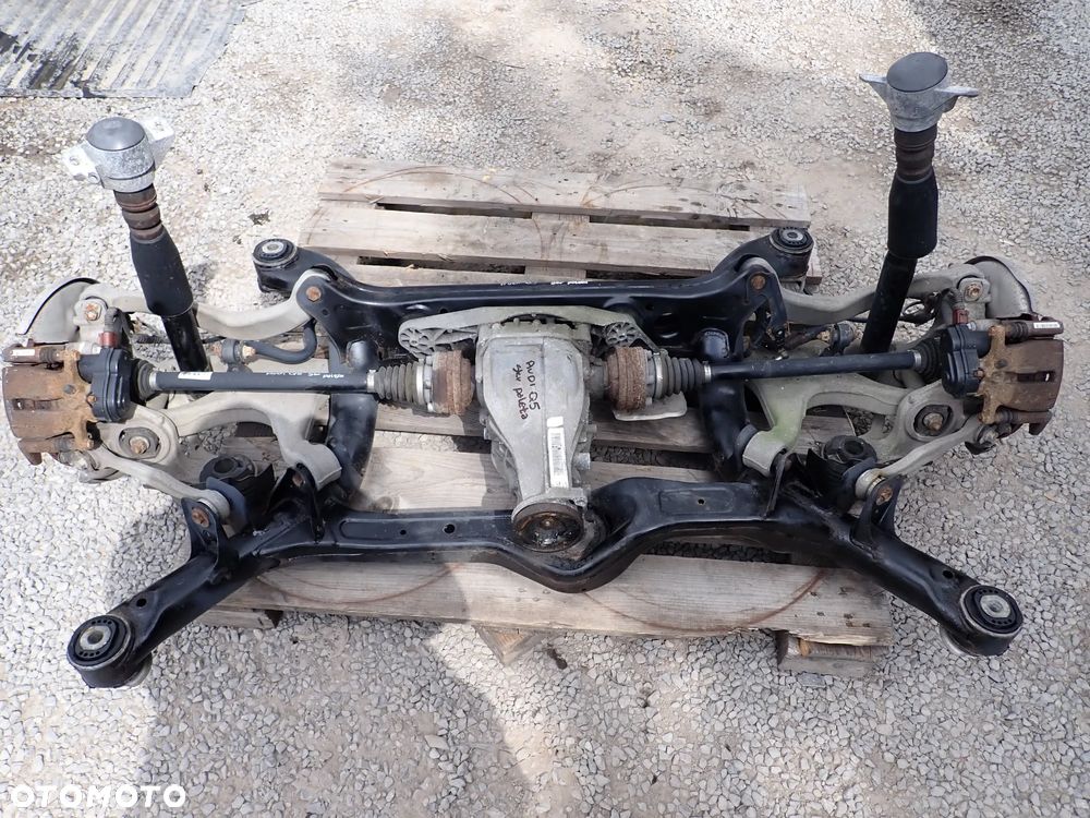 TYLNE ZAWIESZENIE MOST SANKI   AUDI Q5  8R0501203C / 8R0511305Q - 1